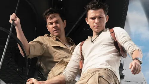 Uncharted : premier aperçu du film avec Tom Holland et Mark...